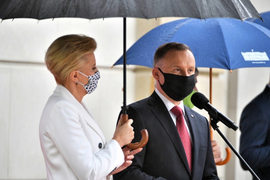 Prezydent Andrzej Duda z małżonką Agatą Kornhauser-Dudą podczas Gali AgroLigi /Andrzej Lange /PAP