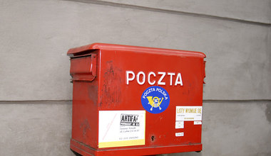 Prezydent Andrzej Duda złożył podpis. Miliardy dla Poczty Polskiej