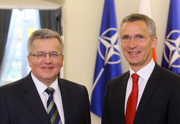 Prezydent Bronisław Komorowski i sekretarz generalny NATO Jens Stoltenberg /Paweł Supernak /PAP