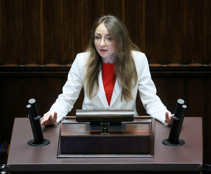 Prezydent chce odbierać Ukraińcom 800 plus. Minister: Nigdy się nie zgodzę