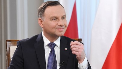 Prezydent chce zmiany w konstytucji dotyczącej ojcostwa