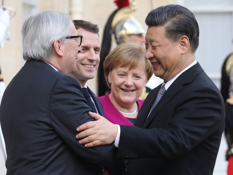 Prezydent Chin Xi Jinping z europejskimi przywódcami /AFP