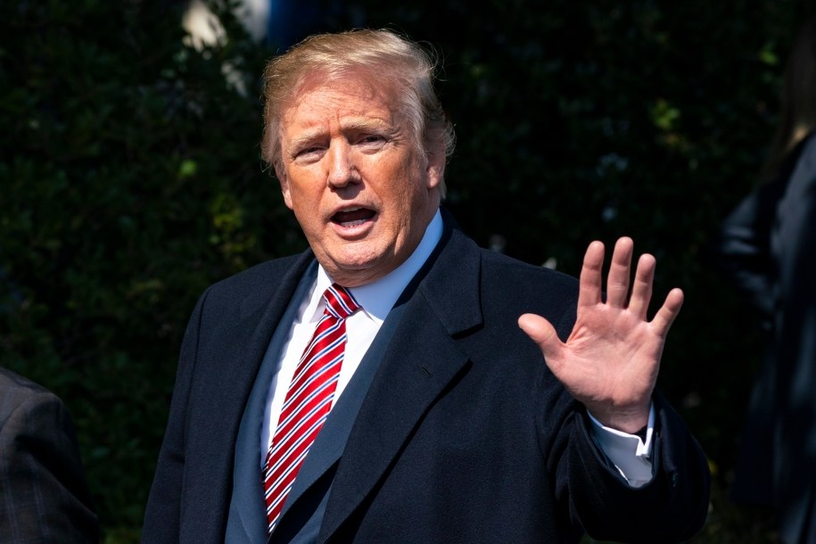 Prezydent Donald J. Trump /JIM LO SCALZO /PAP/EPA