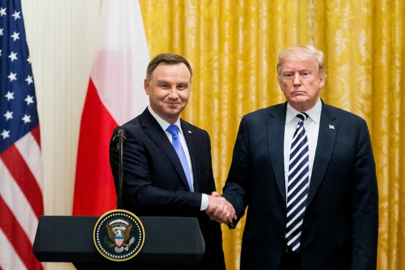 Prezydent Donald Trump i prezydent Andrzej Duda /MICHAEL REYNOLDS    /PAP/EPA