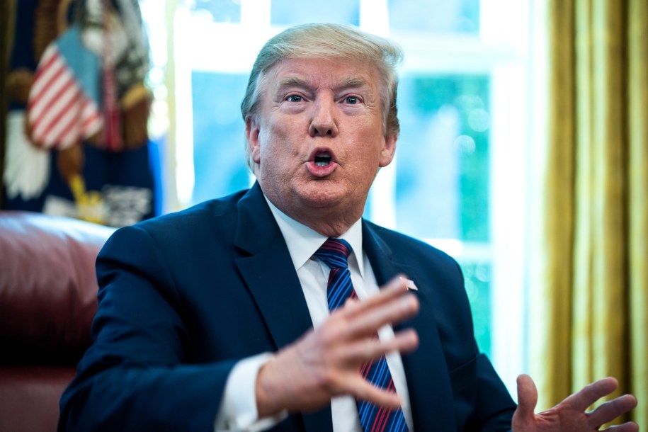 Prezydent Donald Trump zapowiada zmianę na stanowisku szefa Narodowego Wywiadu /JIM LO SCALZO /PAP/EPA