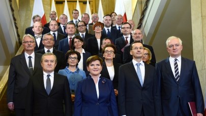 Prezydent Duda powołał rząd Beaty Szydło