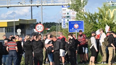 Prezydent dziękuje "patrolom" Bąkiewicza. Nerwowa sytuacja na granicy z Niemcami