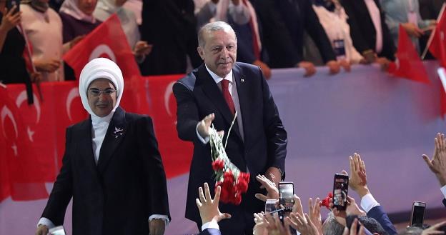 Prezydent Erdogan z żoną /AFP