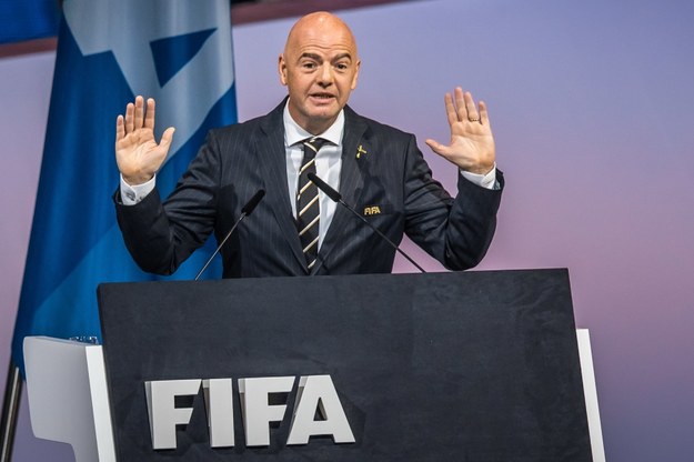 Prezydent FIFA Gianni Infantino /CHRISTOPHE PETIT TESSON /PAP/EPA