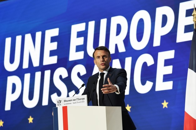Prezydent Francji Emmanuel Macron //CHRISTOPHE PETIT TESSON /PAP/EPA