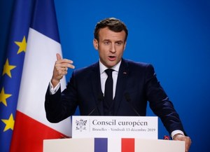 Prezydent Francji: Polska będzie poza europejskim mechanizmem finansowej solidarności