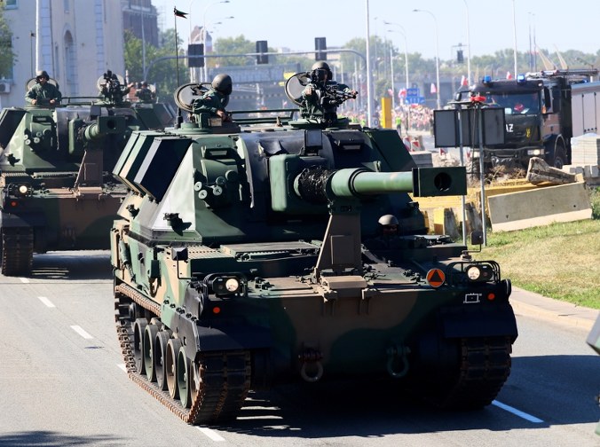 Prezydent Karol Nawrocki publikuje decyzję ws. SAFE 