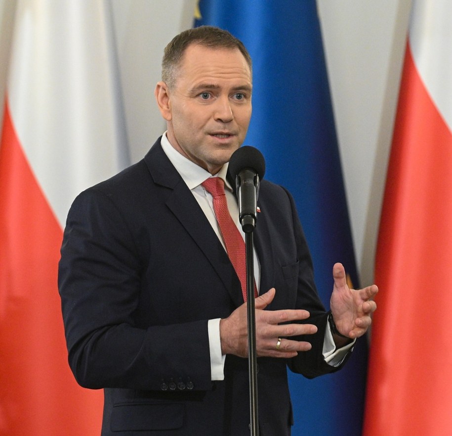 Prezydent Karol Nawrocki traci poparcie w społeczeństwie. Tak wynika z sondażu CBOS /Marcin Obara /PAP