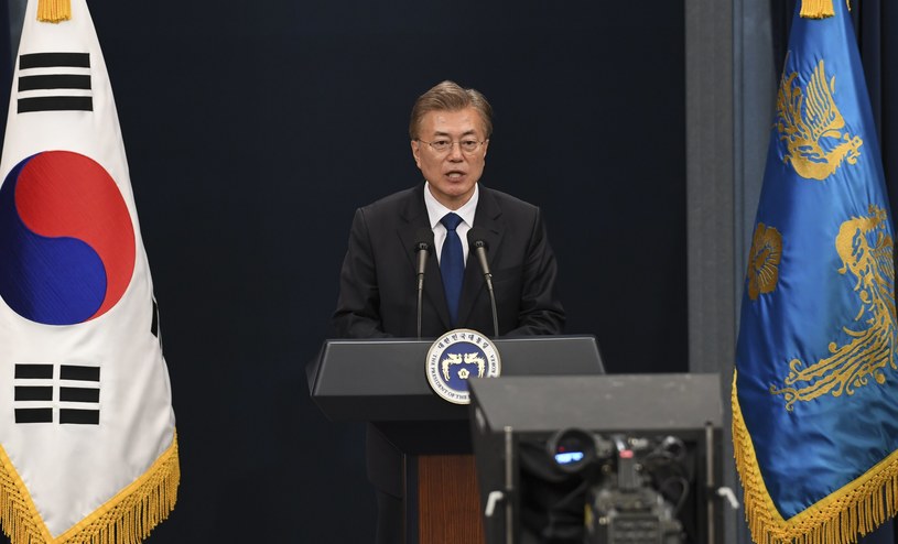 Prezydent Korei Południowej potępił test rakietowy Pjongjangu /KIM MIN-HEE /PAP/EPA