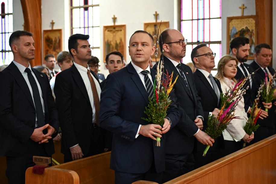 Prezydent Nawrocki podczas mszy świętej w kościele pw. św. Piotra Apostoła w Dallas /Adam Warżawa /PAP