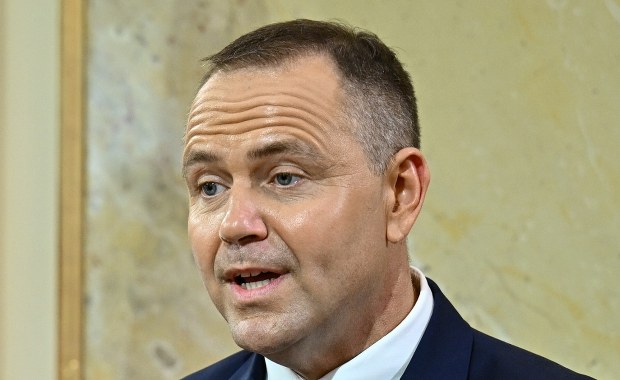 Prezydent Nawrocki zawetował ustawę o SAFE, a w Szwajcarii nie mógł się nachwalić