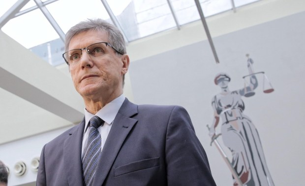 Prezydent Olsztyna był oskarżony o gwałt. Teraz chce odszkodowania