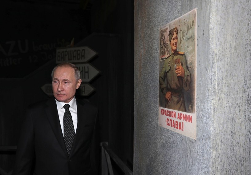 Prezydent Rosji Władimir Putin /DMITRY LOVETSKY  /East News