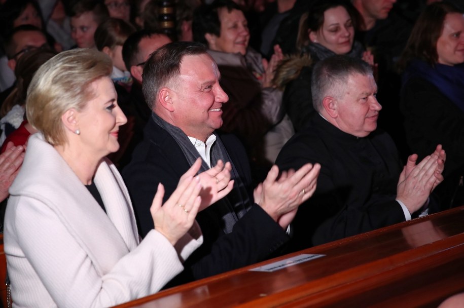 Prezydent RP Andrzej Duda z małżonką Agatą Kornhauser-Dudą  podczas koncertu kolęd //Łukasz Gągulski /PAP