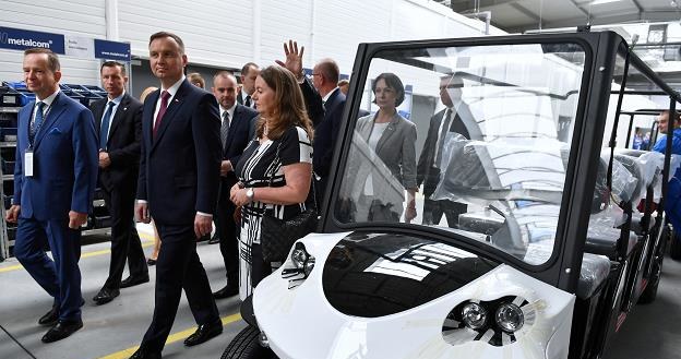 Prezydent RP Andrzej Duda zwiedza fabrykę pojazdów elektrycznych Melex /PAP