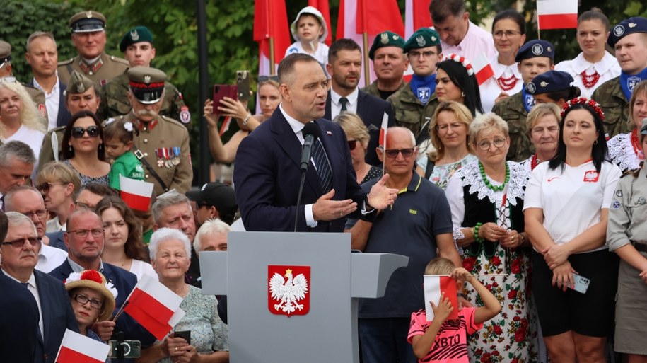 Prezydent RP Karol Nawrocki podczas spotkania z mieszkańcami w Kolbuszowej /Jacek Skóra /RMF FM
