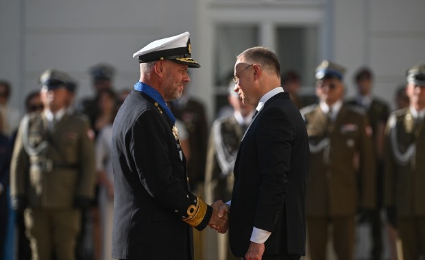 Prezydent RP wręczył nominacje generalskie i odznaczenia wojskowe