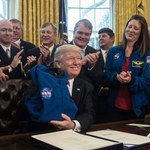 Prezydent Trump podpisał budżet NASA. Amerykanie polecą na Marsa