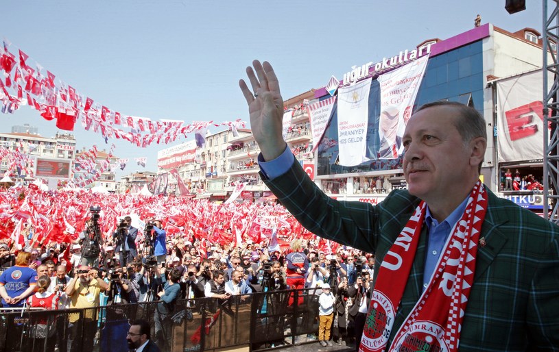Prezydent Turcji Recep Tayyip Erdogan /PAP/EPA