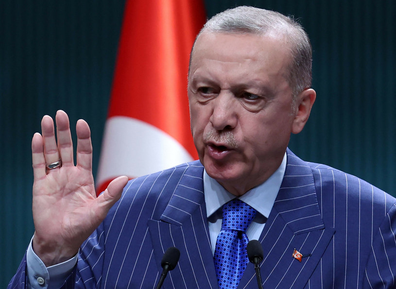 Prezydent Turcji sprzeciwia się rozszerzeniu NATO /ADEM ALTAN/AFP /East News