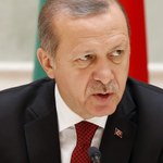 Prezydent Turcji zagroził, że otworzy dla migrantów granice z UE