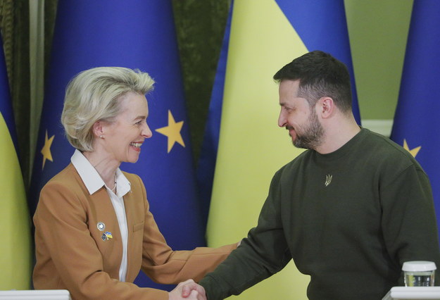 Prezydent Ukrainy  Wołodymyr Zełenski i szefowa Komisji Europejskiej Ursula von der Leyen. /UKRAINIAN PRESIDENTIAL PRESS SERVICE HANDOUT HANDOUT /PAP/EPA