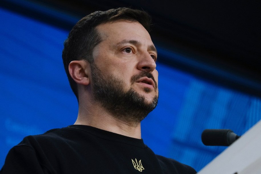 Prezydent Ukrainy Wołodymyr Zełenski /Shutterstock