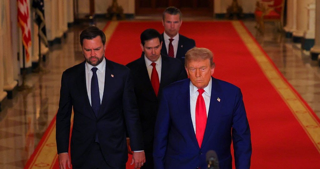 Prezydent USA Donald Trump, wiceprezydent J.D. Vance oraz sekretarz stanu Marco Rubio /CARLOS BARRIA / POOL /Getty Images