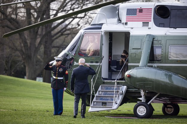 Prezydent USA Joe Biden wyrusza na szczyt NATO i do Polski /JIM LO SCALZO /PAP/EPA