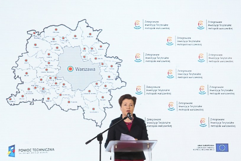 Prezydent Warszawy Hanna Gronkiewicz-Waltz podczas spotkania gospodarzy gmin z województwa mazowieckiego /Leszek Szymański /PAP