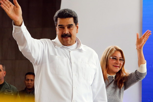 Prezydent Wenezueli Nicolas Maduro wraz z żoną Cilią Flores. /MIRAFLORES HANDOUT /PAP/EPA