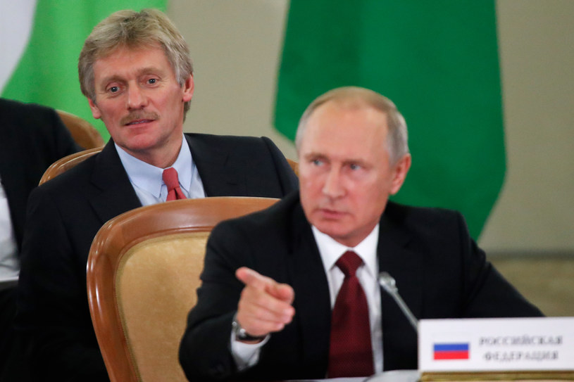 Prezydent Władimir Putin i rzecznik Kremla Siergiej Pieskow /MAXIM SHEMETOV / POOL /AFP