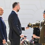 nominacje generalskie Prezydent wręczył nominacje generalskie. "Poruszający i symboliczny moment"