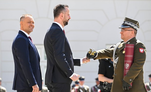 Prezydent wręczył nominacje generalskie. "Poruszający i symboliczny moment"