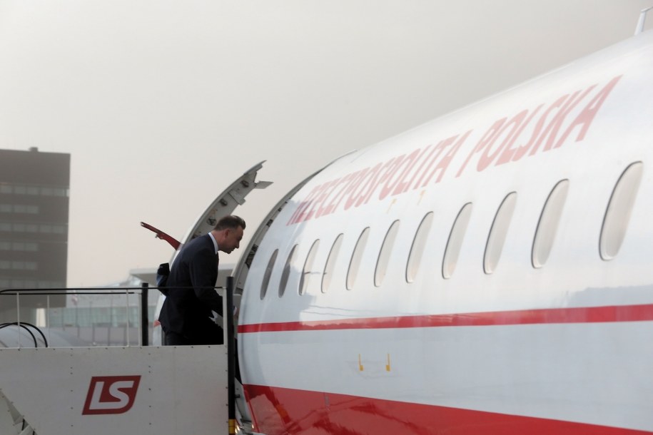 Prezydent wyruszający w podróż do Estonii /	PAP/Adam Guz /PAP