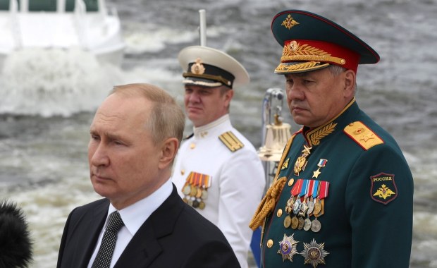 ​Prigożyn wbija Szojgu kolejną szpilę. Mówi o "leniwych" i "noszących błyskotki"