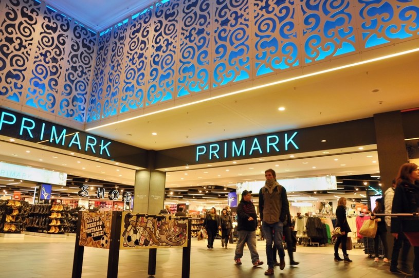 Primark wchodzi na polski rynek, szuka 250 pracowników. Nz. sklep w Dreźnie /123RF/PICSEL