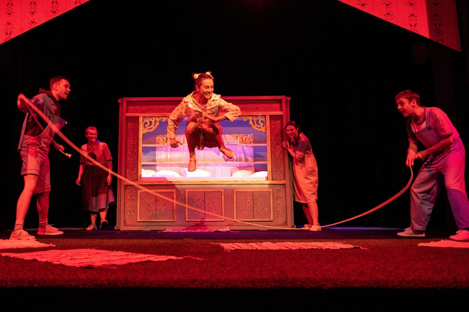 Próba „Dzieci z Bullerbyn” w Teatrze Pinokio w Łodzi /Grzegorz Michałowski /PAP