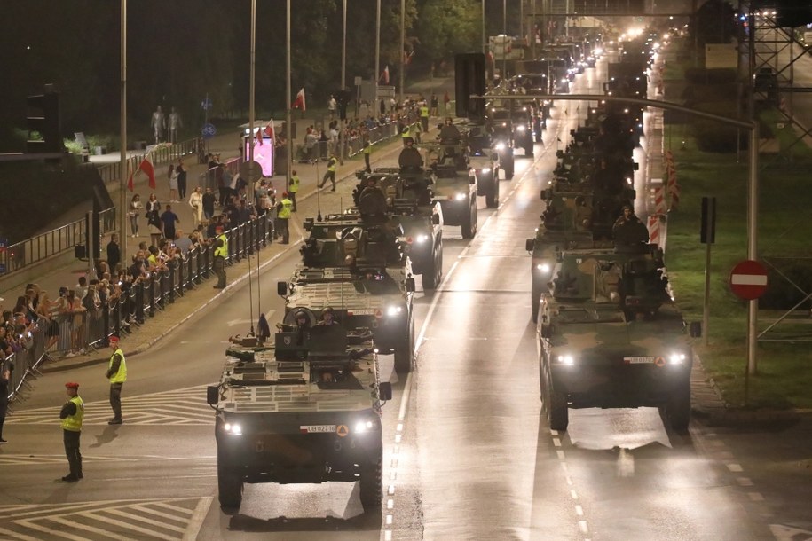 Próba generalna do defilady z okazji Święta Wojska Polskiego /Paweł Supernak /PAP