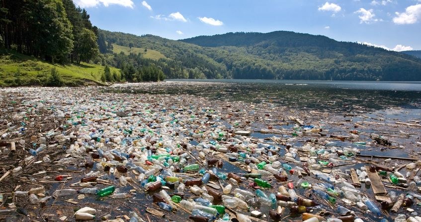 Problem z odpadami plastikowymi wkrótce stanie się przeszłością /123RF/PICSEL
