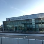 Problem z wylotem polskich turystów do Albanii. Od rana czekają na lotnisku Chopina