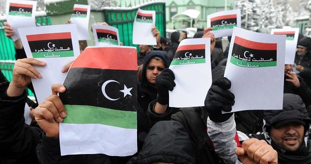Problemem jest Libia ze względu na bardzo słabo rozwiniętą siatkę organizacji pozarządowych /AFP