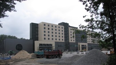 Problemy COVEC-u w Krakowie - zawiodły tanie materiały