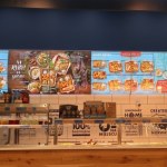 Problemy firmy najbogatszego Polaka. Pracownicy tracą pracę, długi sięgają milionów