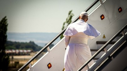 Problemy papieża z powrotem do Rzymu. Pomógł król Hiszpanii